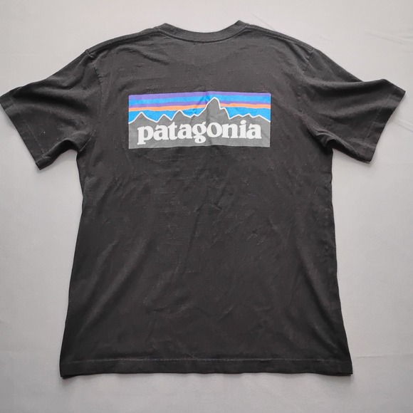 Patagonia Other - Patagonia P-6 Logo Responsibili-Tee Mens Small Black Short Sleeve T-Shirt